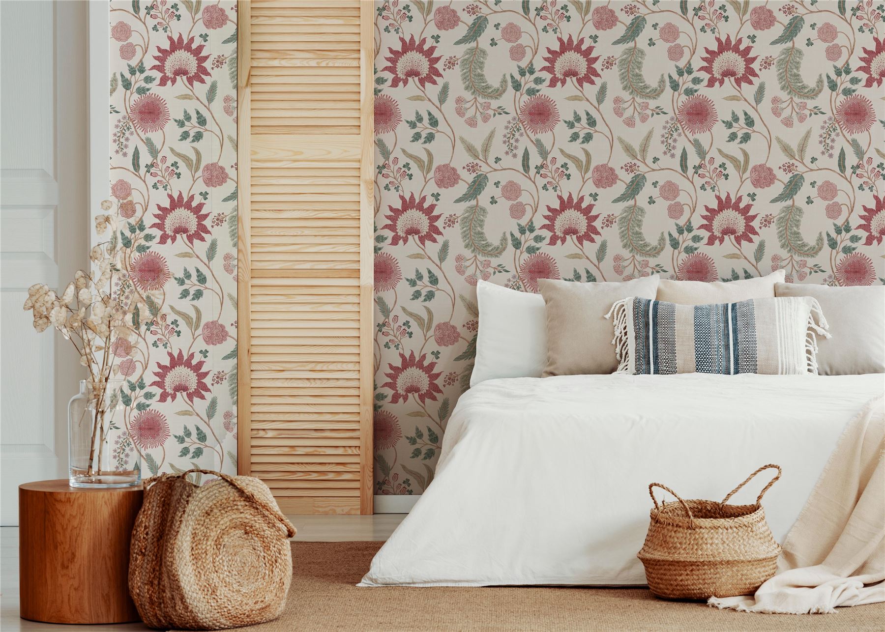 Fable Trail Linen/Raspberry/Green Wallpaper