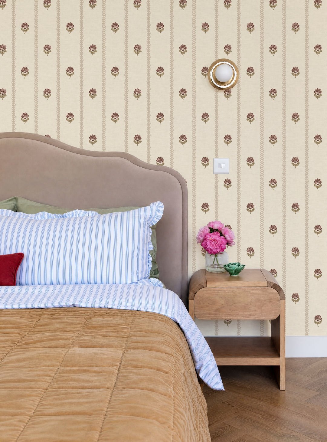 Thistle Trail Stripe Neutral Wallpaper - Esselle Home