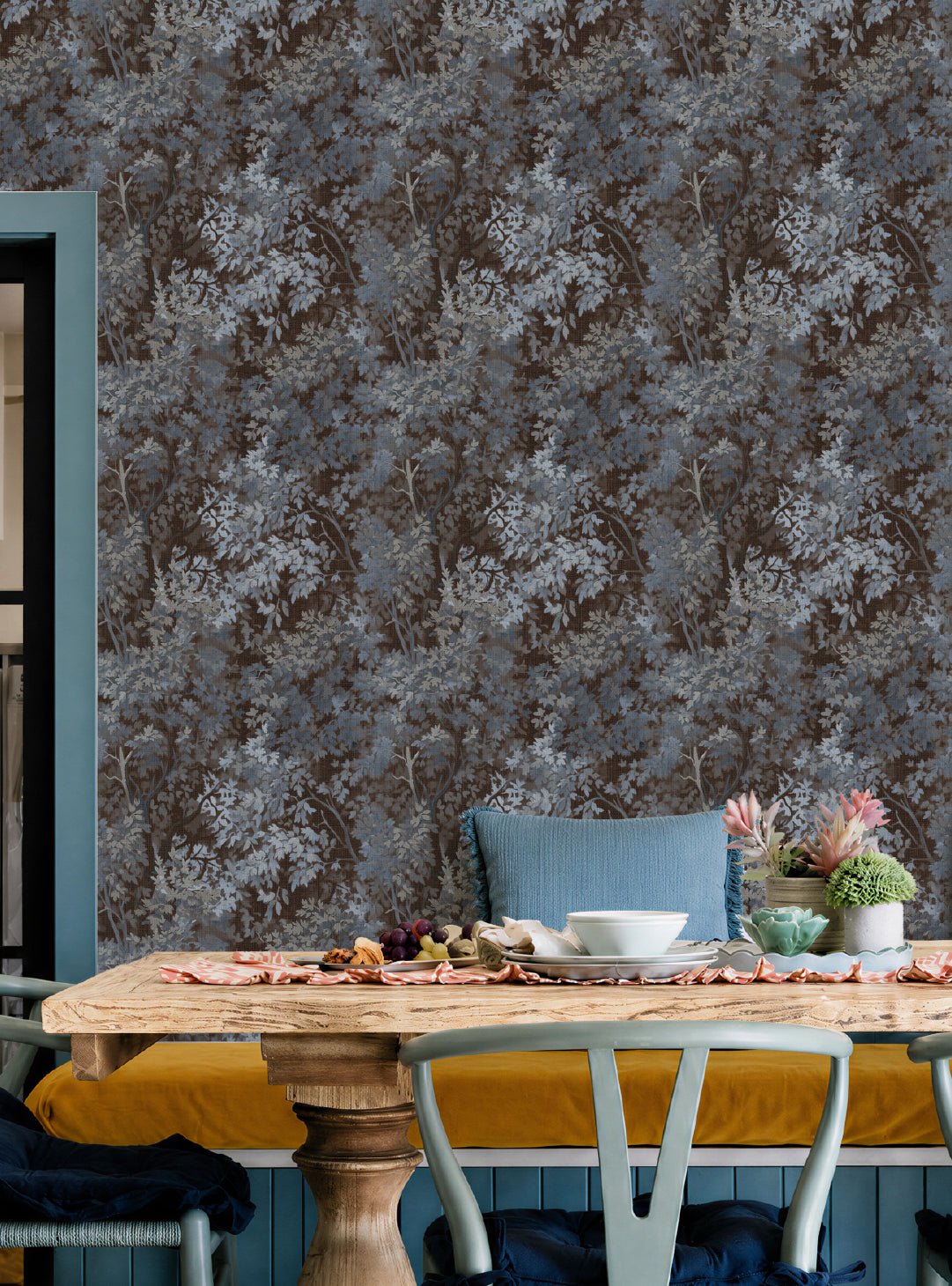 Wild Verdue Midnight Navy Wallpaper - Esselle Home