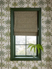 Solana Green Palm | Tropical Leaf Wallpaper - Esselle Home