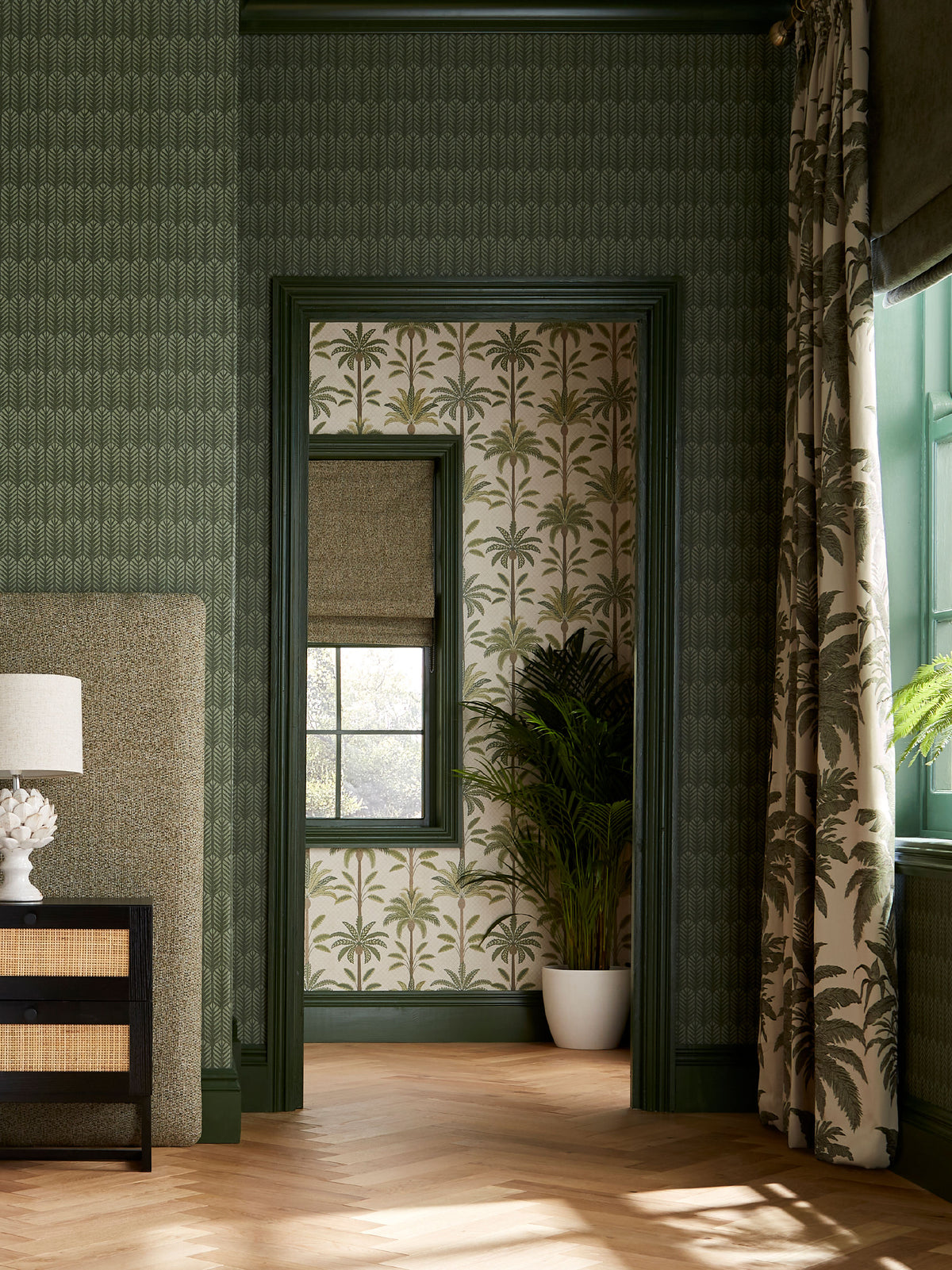 Novena Geo Green | Geometric Art Deco Wallpaper - Esselle Home