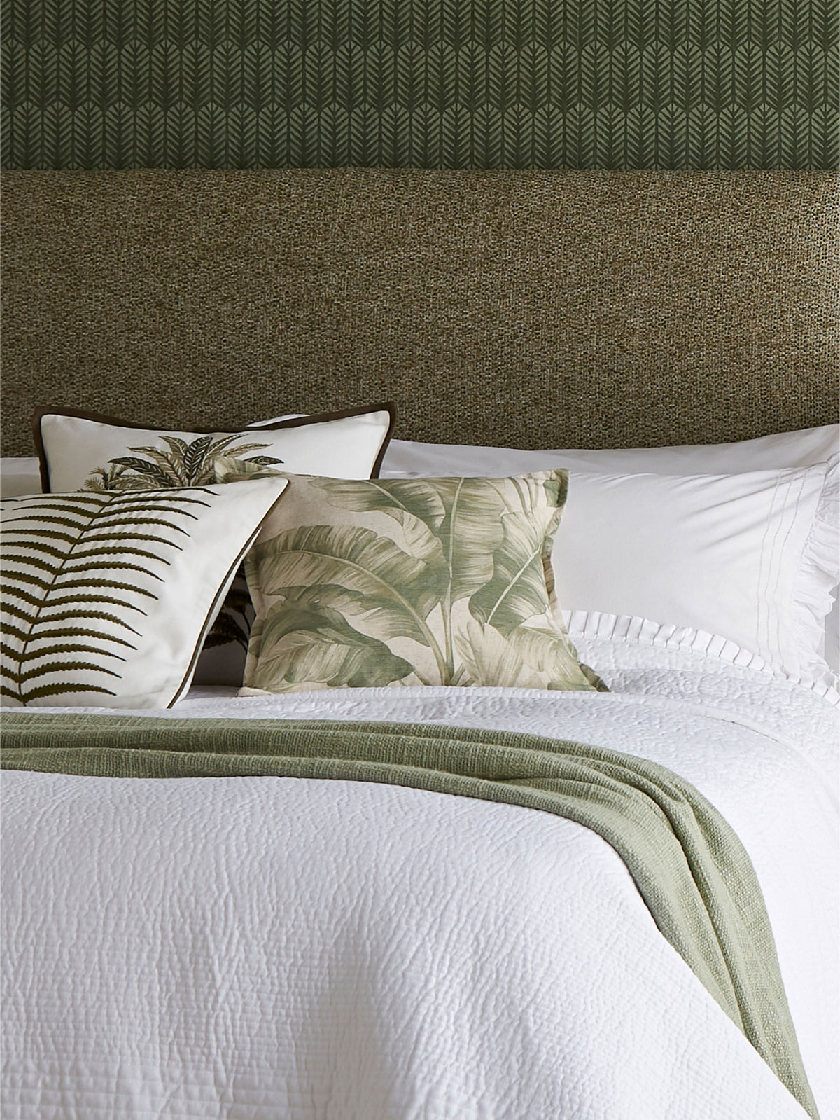 Canopy Green 43 x 43 cm Cushion - Esselle Home